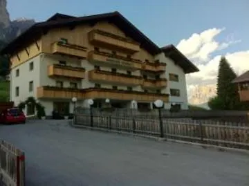 Hotel Hotel Pradat 3*